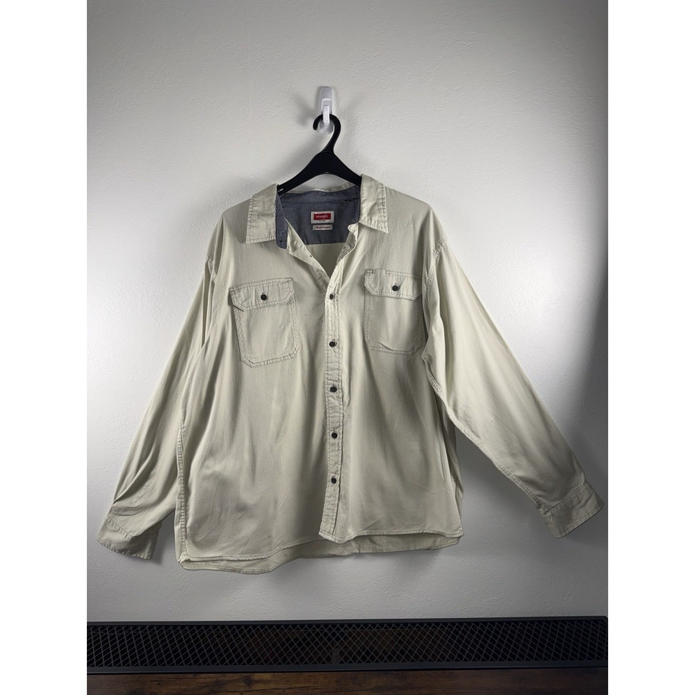 Wrangler Mens Utility Shirt XL Cream Long Sleeve Flex for Comfort Button Classic